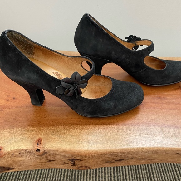 Black Mary janes - Picture 4 of 4